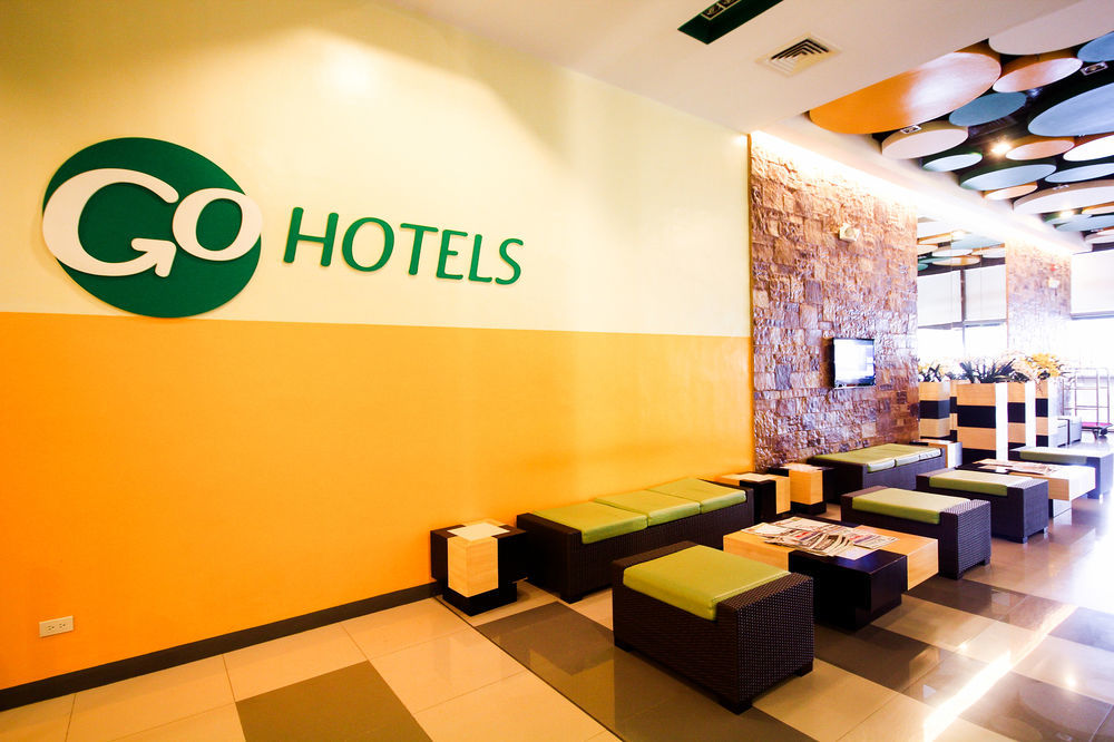 Go Hotels Iloilo Exterior photo